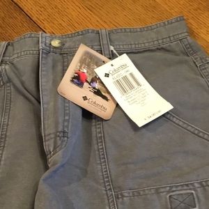 NWT Columbia women’s cargo shorts size 10